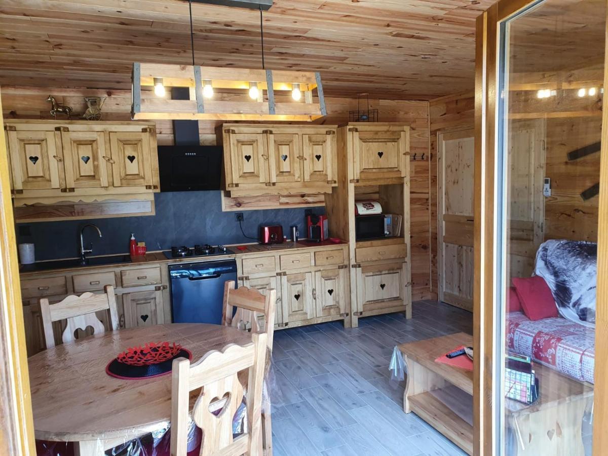 Chez Lavalou Gite 4* Chaleureux En Bois Lannemezan Exterior photo
