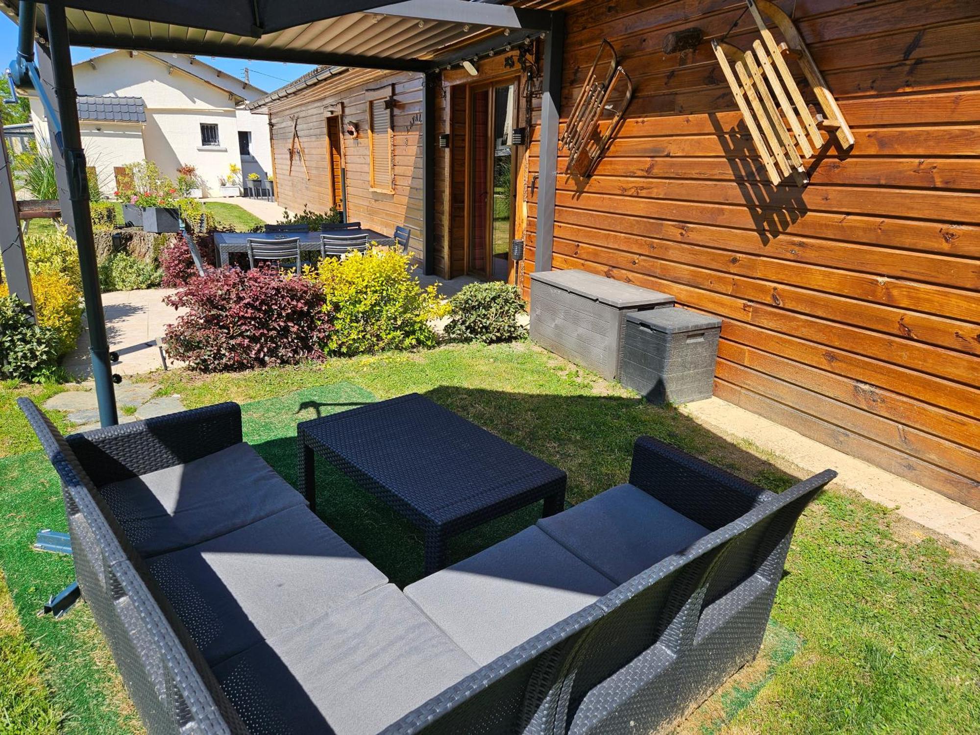 Chez Lavalou Gite 4* Chaleureux En Bois Lannemezan Exterior photo